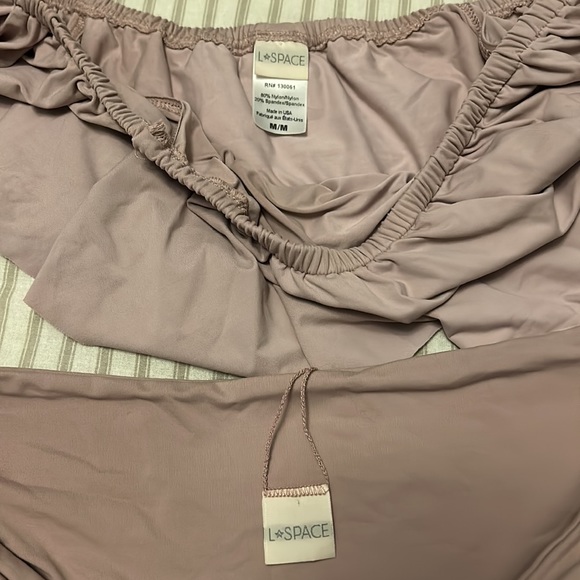 L Space Hey Girl bikini top and bottom - Picture 10 of 11